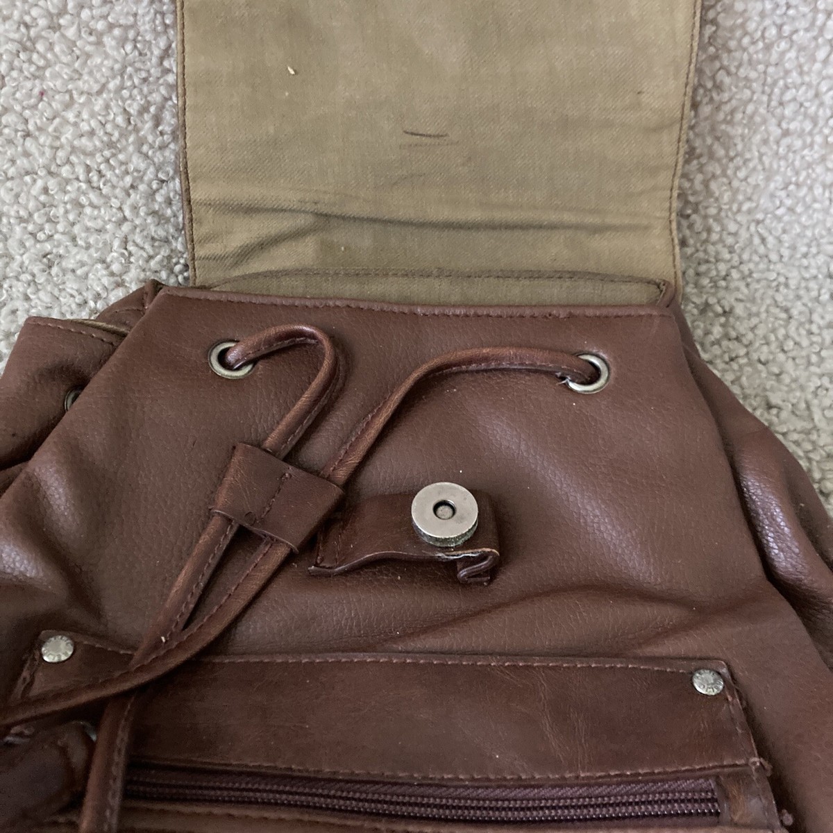 Relic Brown Leather Backpack Purse - Vintage - Adjustable  display picture 2
