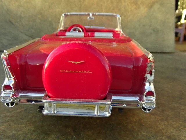 ERTL** 1957 Rare CHROME FINS CHEVY BELAIR CONVT~Matador Red & Silver Int 1:18 - Image 4 of 4