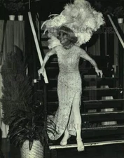 1981 Press Photo Actress Carol Channing - hcp37938