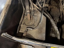 Kubota Svl75-2 Hydraulic Reservoir - Used | P/n V052165113