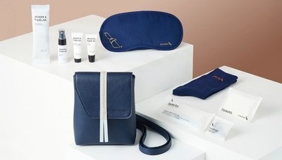 Neu American Airlines First Class Amenity Kit entworfen von Raven + Lily