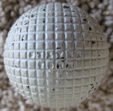 RARE UNUSED SILVERTOWN GUTTA PERCHA GOLF BALL-SMALL LETTERS ON ONE POLE 1894
