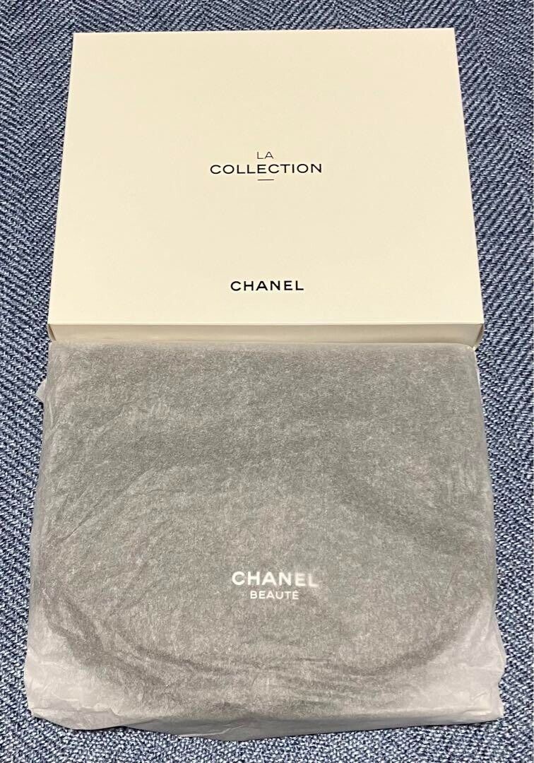 CHANEL La Collection 2023 3 set Gift Novelty VIP Pouch CHANEL La Collection 2023 3 set Gift Novelty VIP Pouch