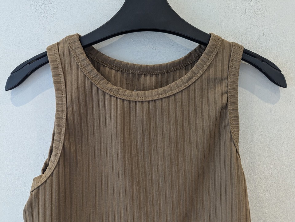 Shein Ladies Ribbed Stretchy Cropped Vest Top Brown Size Large