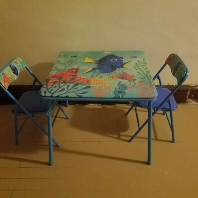 finding nemo table and chairs