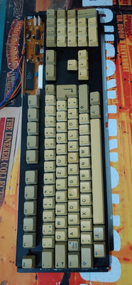 Commodore Amiga 500 Keyboard/Tastatur works (with cords) 16-bit classic #9
