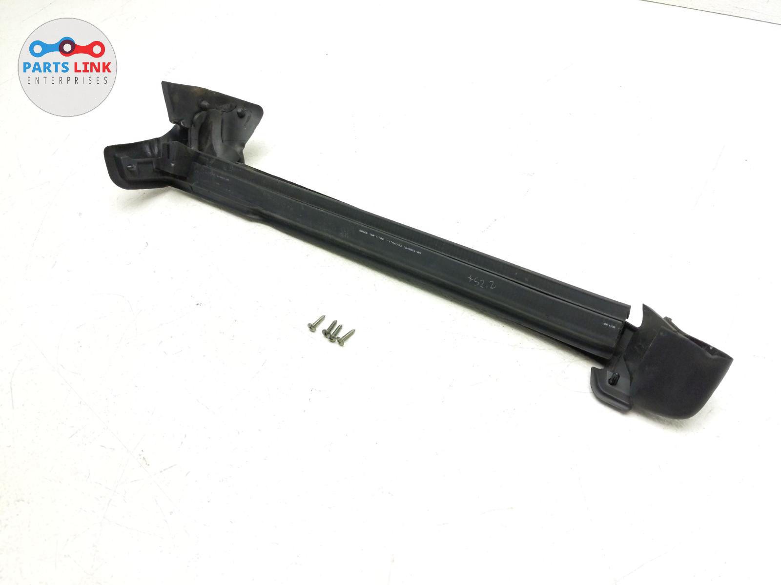2008-2014 FERRARI CALIFORNIA F149 REAR LEFT QUARTER VENT GLASS SEAL GASKET MOUNT