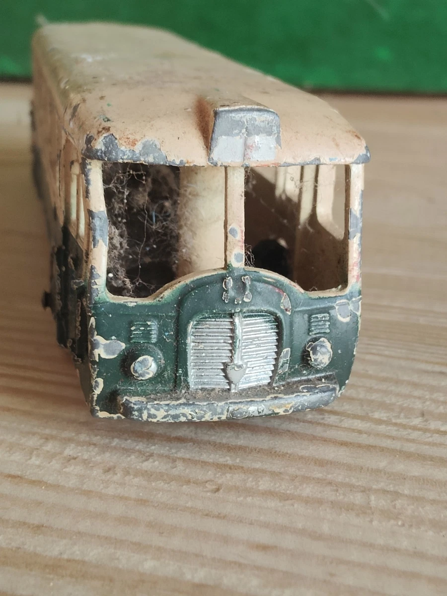130O Dinky Supertoys 889 France Carcasse pour Bus Parisien Berliet PCM