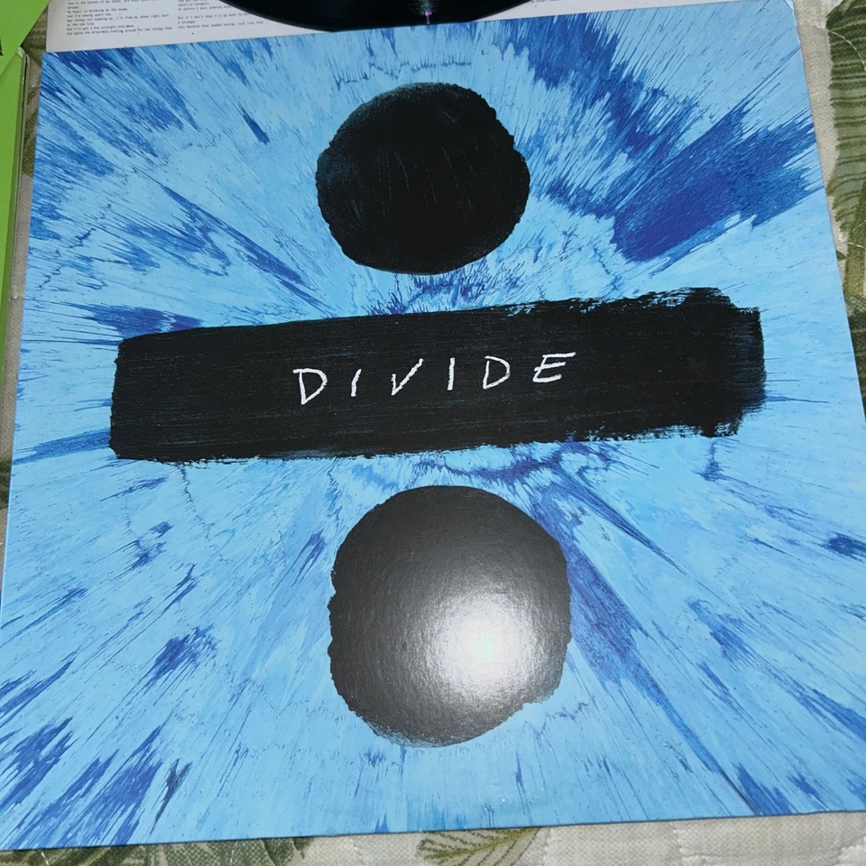 LOT 4 VINYL LP ALBUM Ed Sheeran Multiply Divide 180G VG++ Black X Lyrics Pop - Image 2 of 4