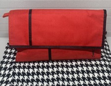 Yves Saint Laurent Parfums Cosmetic Red/black Pouch