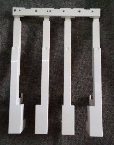 Replacement keys Korg B1 B2 from distributor returns (MINT CONDITION) - Picture 15 of 18