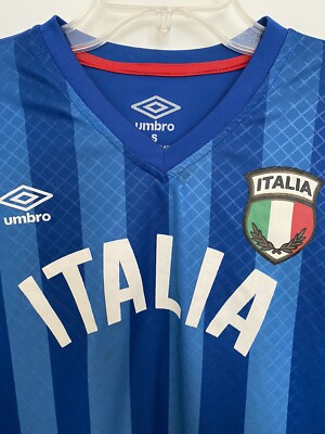 Es bellísima! Italia presenta su nuevo jersey con nueva marca