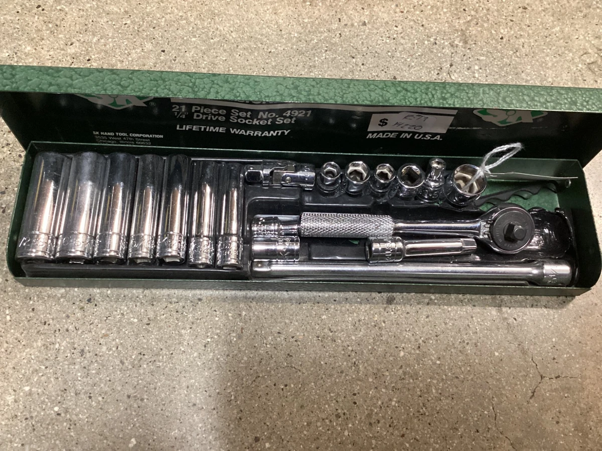 Box for socket set outlet