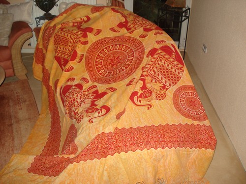 wunderschöne Bettdecke/ Plaid/Überwurf mit Elefanten im Indienstyle ca.200x230cm - Bild 7 von 8