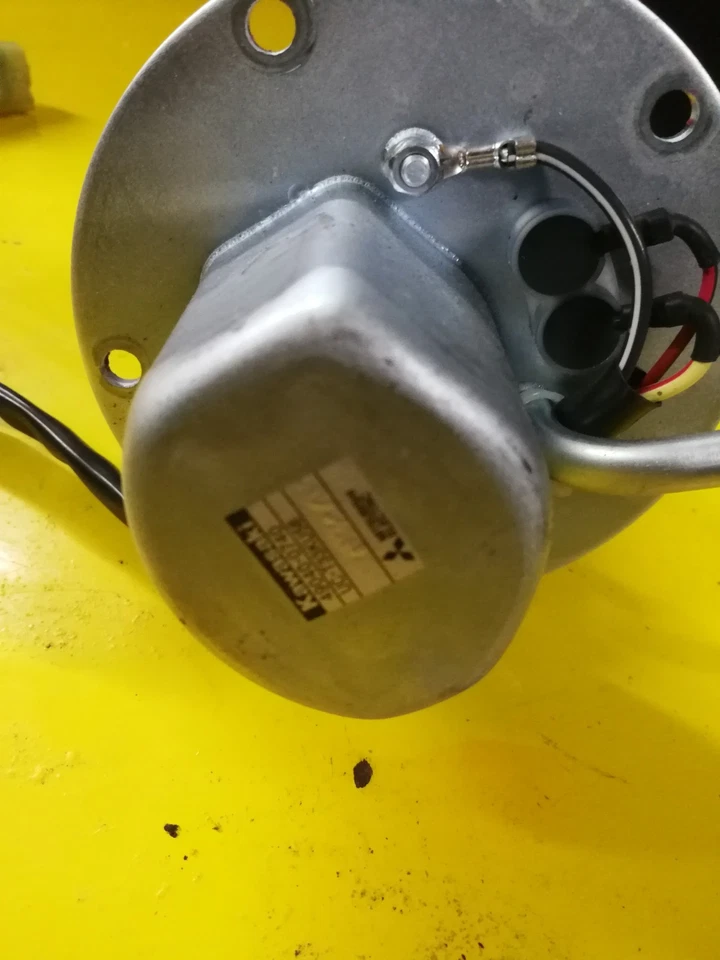 490400740 POMPA BENZINA KAWASAKI NINJA H2 2016 766 KM Foto 3 de 4