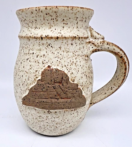 Studio Art Pottery 20 oz Coffee Mug or Tankard 3D Applied Design Thumb Rest