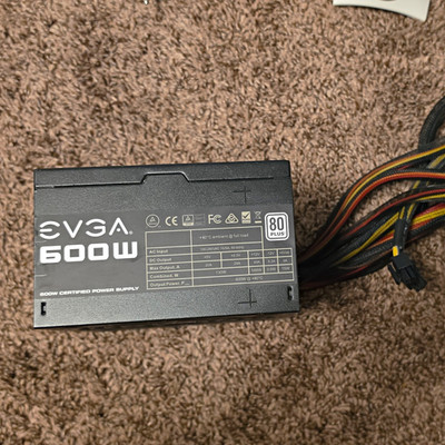 EVGA 600 W1 600W ATX 80 PLUS Power Supply PSU SATA 24-Pin 100-W1-0600-K1