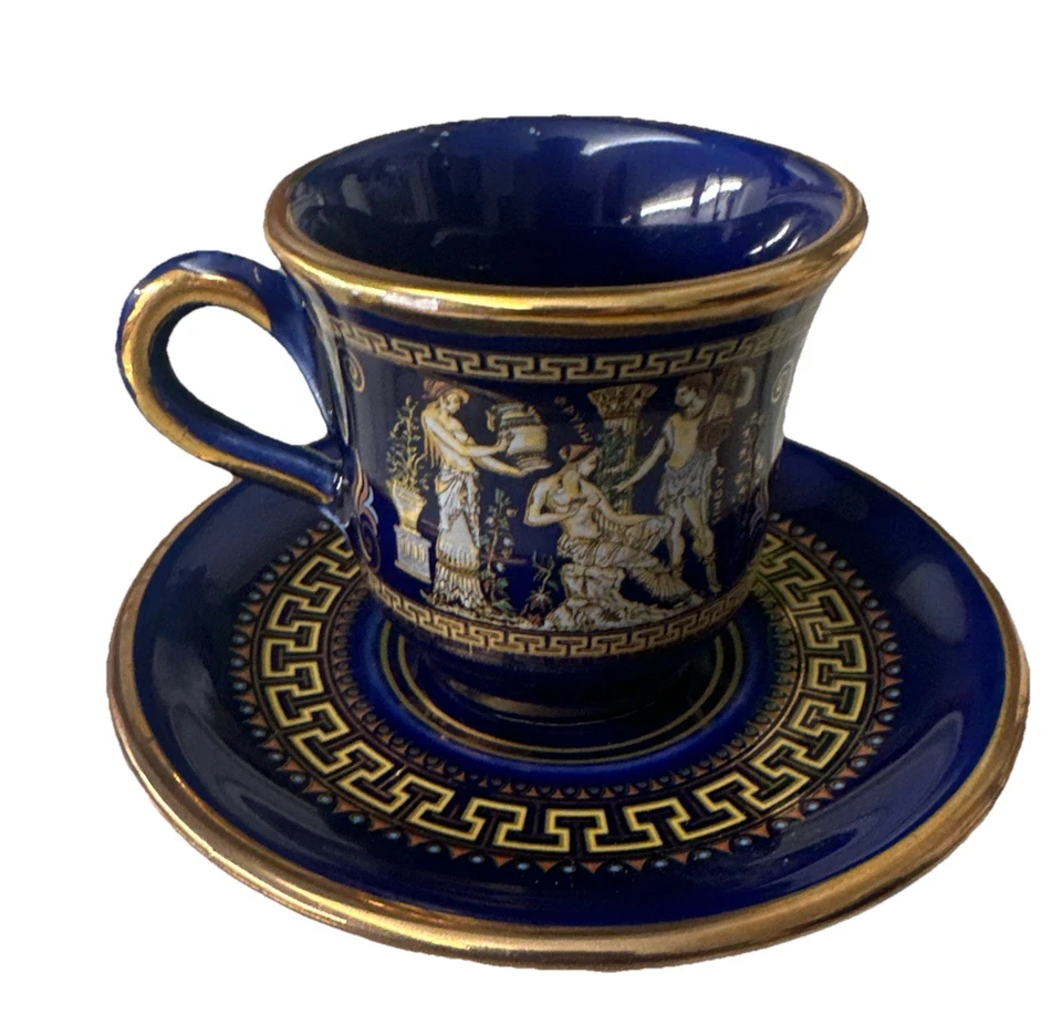 Hecho a mano en GRECIA en oro de 24 K taza de té y platillo mitología griega dorado azul usado en excelente estado Foto 2 de 4