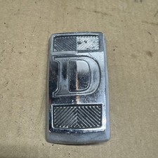 Datsun Nissan 520 521 Pick Up Model 1965 72 Hood Emblem