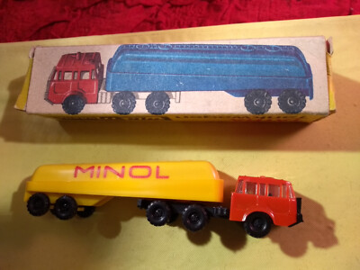 Minol Tanklaster Tatra - VEB Modell Konstruct DDR Modellauto