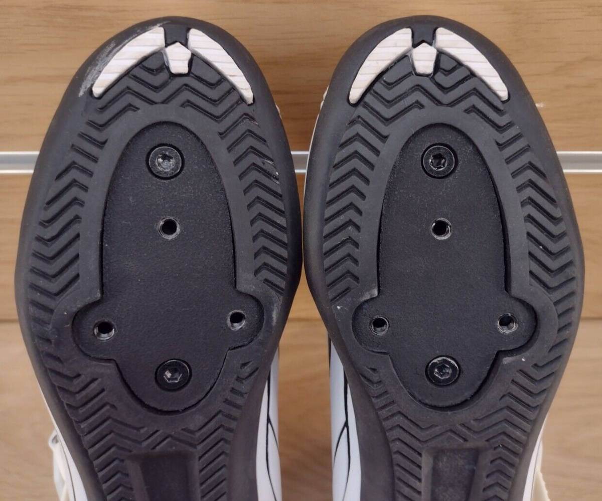 Chaussures De Cyclisme Sur Route Femme Serfas Podium - Taille 37 (US 5) - Blanc - Neuves, Boîte Abîmée