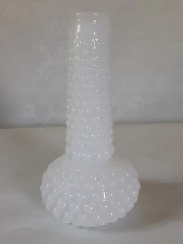 ANTIQUE 6 3/4 in. HOB NAIL WHITE MILK GLASS VASE