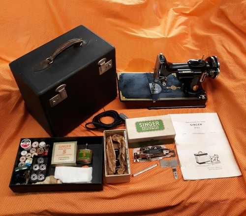Vintage 1938 Singer 221 Featherweight sewing machine & attachments collection