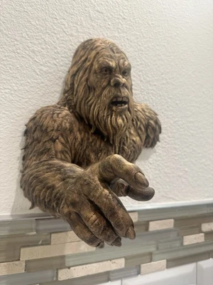Bigfoot Sasquatch 9x9x6 Wall Mount Hanging Sculpture Cabin Lake House Cryptid