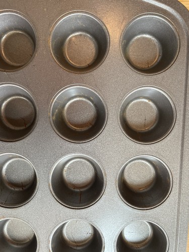 Mini Muffin Pan Good Cook Each Pan Make 24 Mini Cupcakes Muffin Non-Stick - Picture 6 of 6