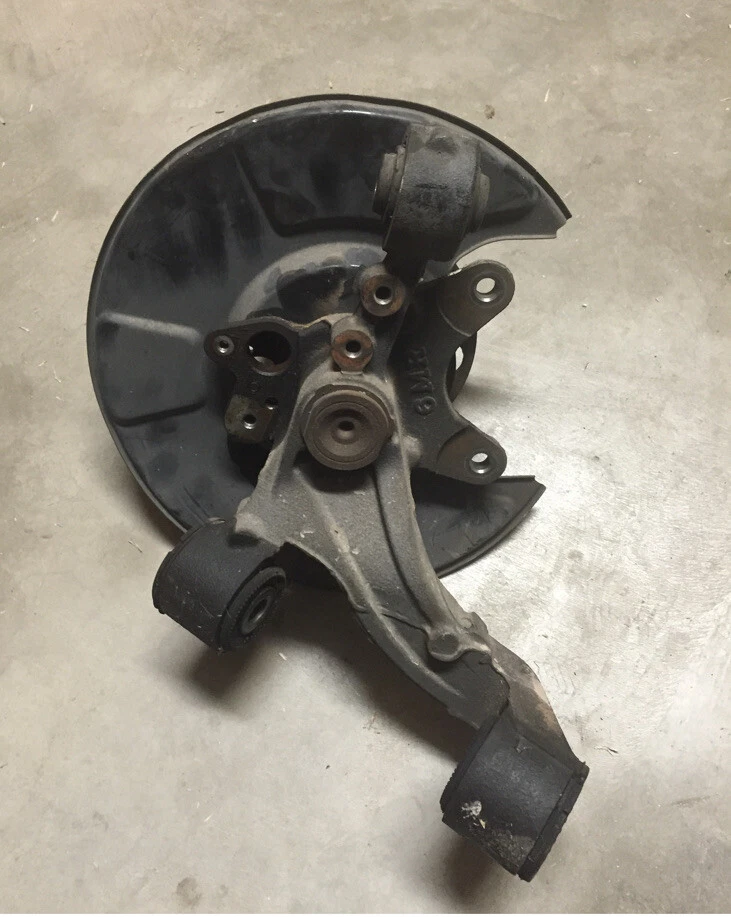 ♻️2002-2006 ACURA RSX TYPE S OEM USED  PASSENGER REAR HUB KNUCKLE DC5 K20 - Image 2 of 2