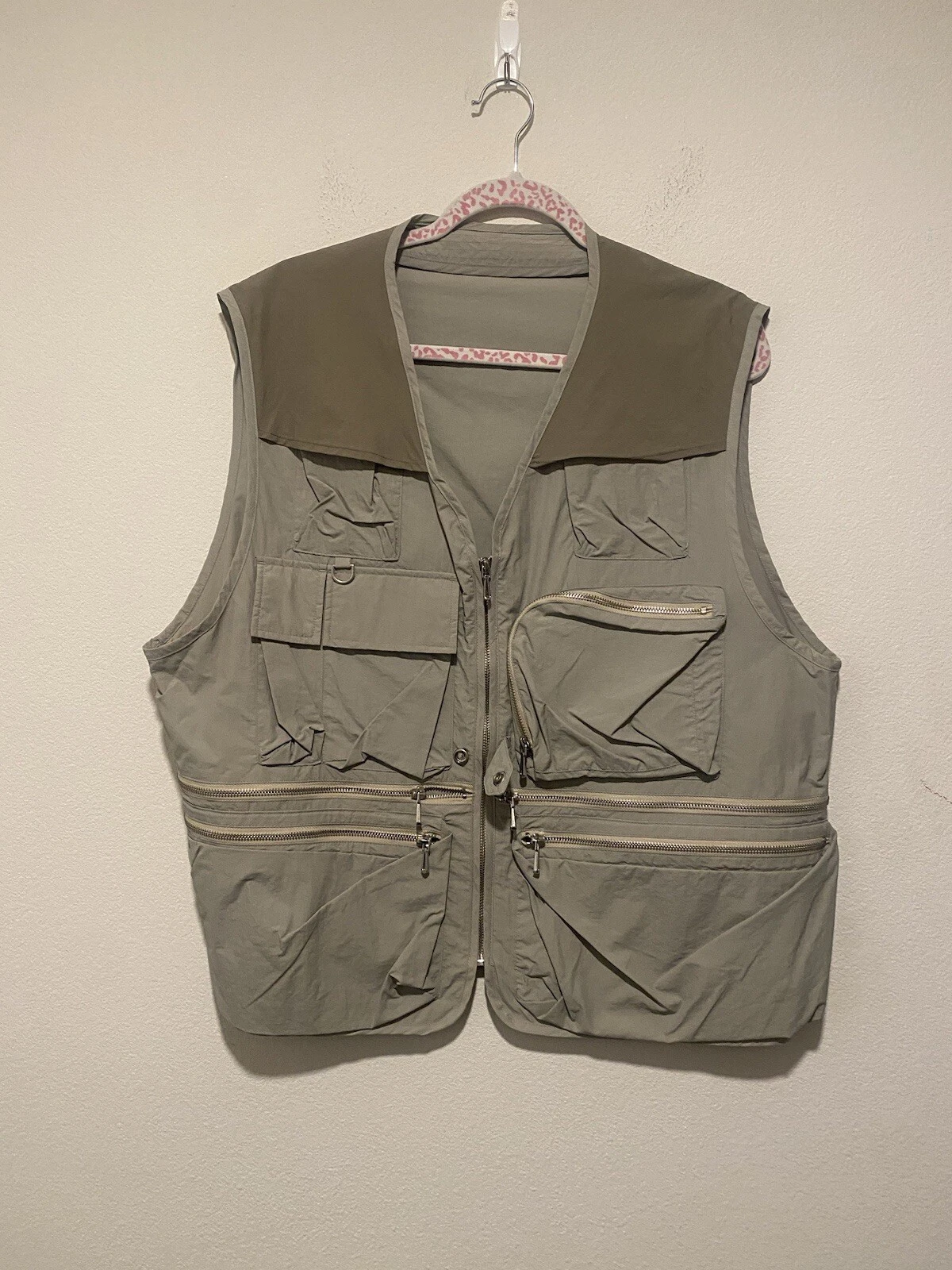 Zara Men’s Fishing OutDoor Hiking Olive And Tan Utility Vest Size M.