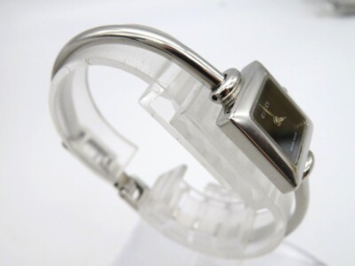 GUCCI 1900L Square Quartz Watch with Box and Booklet Silver