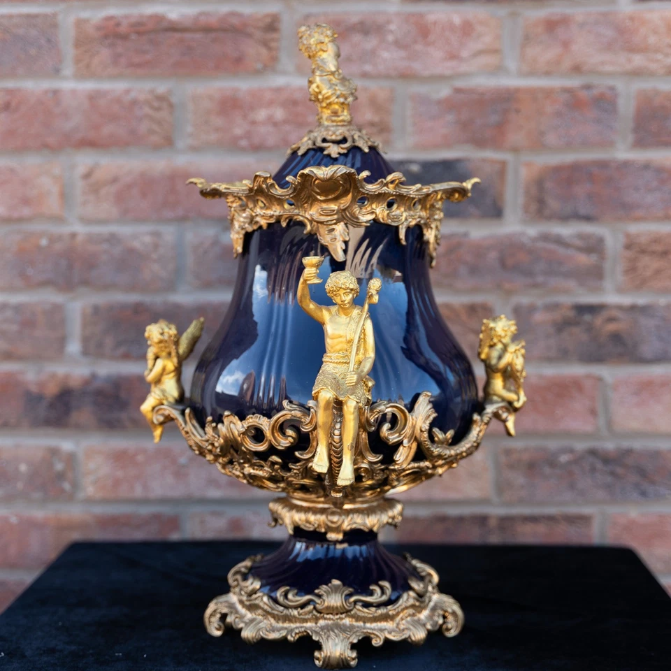 A Large Cobalt and Brass Gilded Continental Style Porcelain Vase 52cm Tall - Image 4 of 4