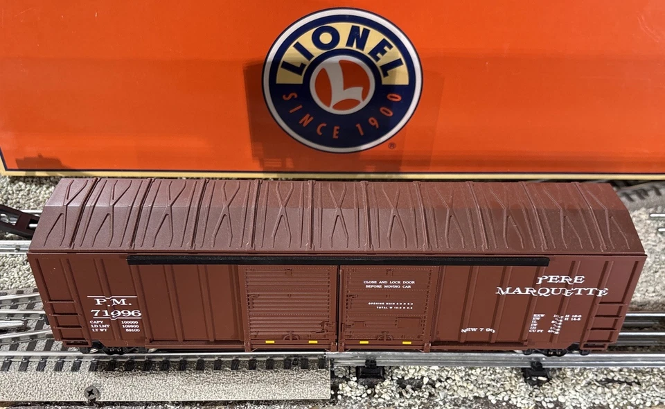 LIONEL~Pere Marquette LCCA 50’ DOUBLE DOOR BOXCAR #71996~O Scale! - Image 2 of 4