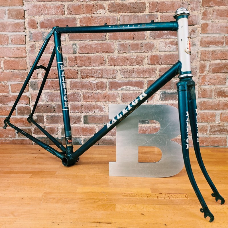 Vintage Raleigh Marathon 27" Wheel Road Bike Frameset 59cm c-t 100/126mm   g19