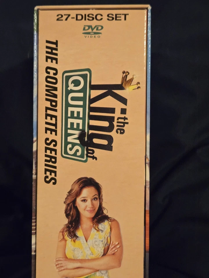 DVD box set king of queens. With slip cover. New open box never watched. - Image 3 of 4
