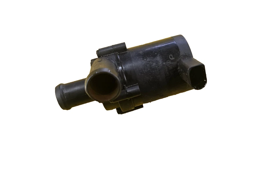 AUDI A3 CONVERTIBLE 1.8 TFSI CDA 2012 ELECTRIC COOLANT WATER PUMP 1K0965561J - Image 2 of 4