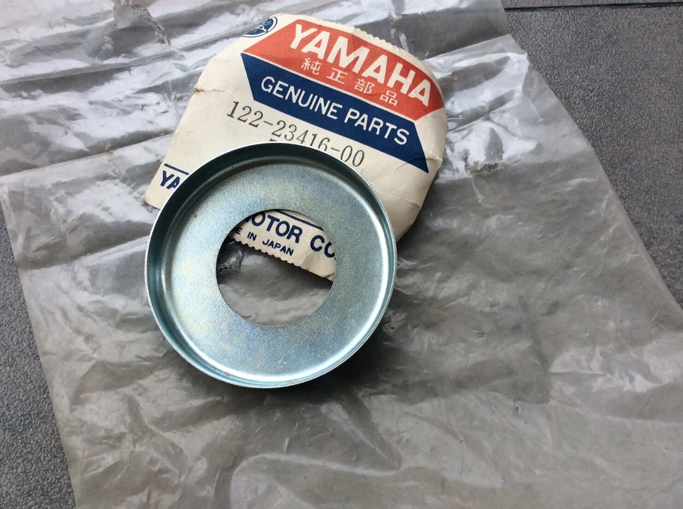 雅马哈 AT3 DT100 JT2 LT2 RS100 TY80 TY175 STEERING BALL RACE NOS 122-23416-00 — 第 2/3 张图片