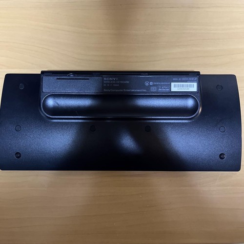 Sony PlayStation PS3 Official Wireless Bluetooth Keyboard UK CECH-ZKB1GB Used - Picture 5 of 10