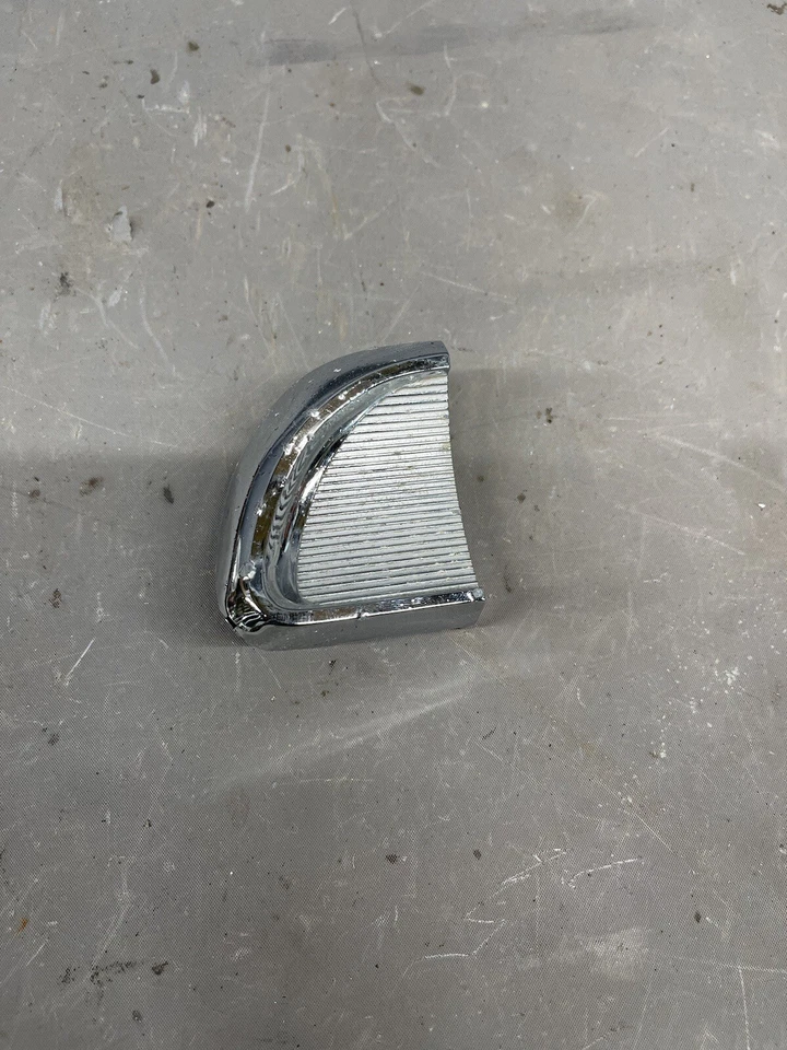 1963-1964 Mercury Marauder tablero radio bisel moldura Montclair Monterey OEM Foto 2 de 4