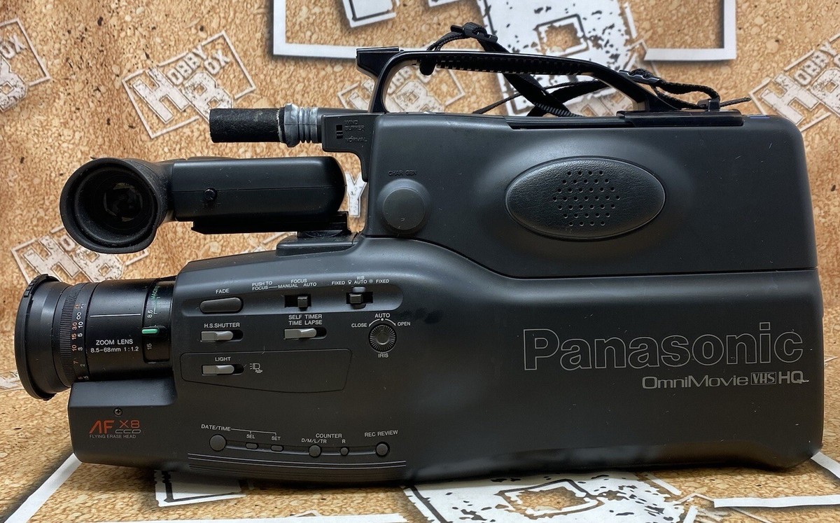 Panasonic AF X8 CCD VINTAGE Camcorder w/ Hard Case & Wires