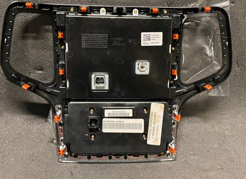 New OE 2019-2022 Jeep Grand Cherokee Center Stack ; AC Heater Controls W Display - Picture 6 of 6
