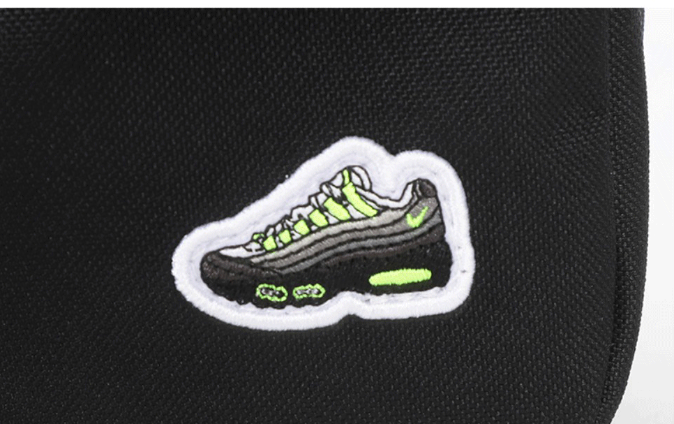 ★Nike★ Air Max 95 Heritage Crossbody Bag 4L Black White HJ Nike Air Max Heritage Cross-Body Bag (4L). Nike ID