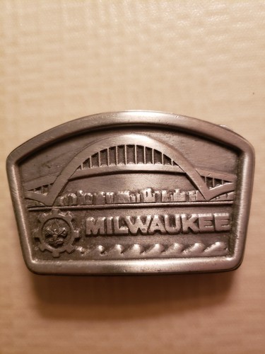 Be Prepared Do a Good Turn Daily Milwaukee Country Council BSA 1983 Belt Buckle