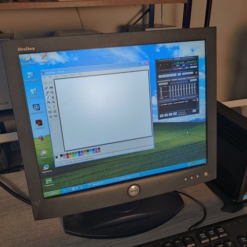 Dell PC + 15-inch LCD Bundle, 1.4GHz, 240GB SSD, Keyboard, Mouse, Win XP PC - Picture 3 of 3