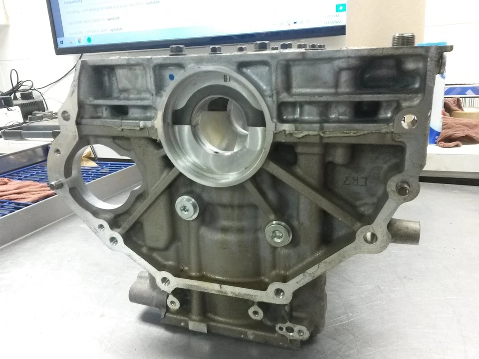 Bloque de cilindros del motor de Chevrolet Malibu Limited 2016 2,5 12657218 Foto 2 de 4
