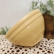 Antique Vintage Unmarked Yellowware Stoneware Farmhouse Mixing Batter Bowl 6"
