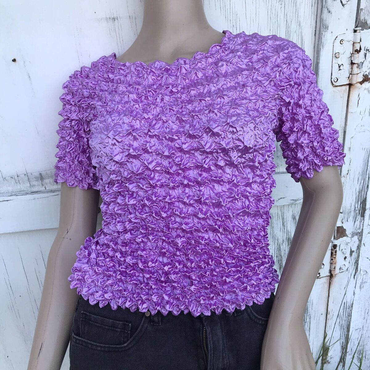 Vintage Y2K 90s Satin Purple Lilac Popcorn Magic Stretch Top Vintage Y2K 90s Satin Purple Lilac Popcorn Magic Stretch Top