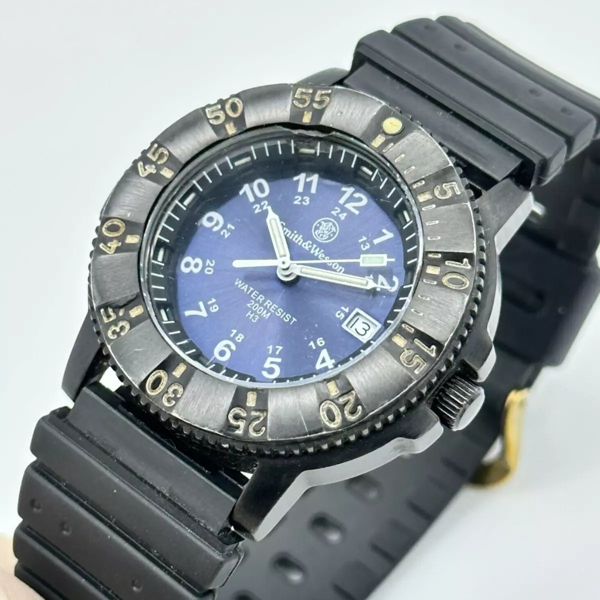 Smith and wesson titanium watch sales
