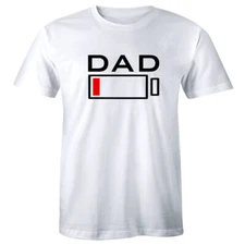 Tired Dad with Low Battery One Bar Left Funny Father's Day Gift Men's T-Shirt